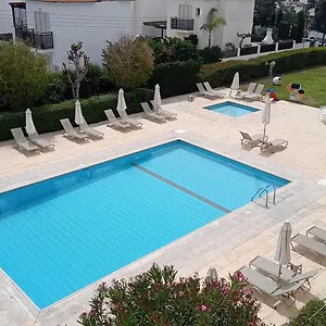 Mandalena Protaras